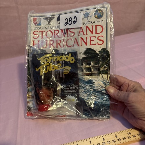 Storms and hurricanes usborne - hurricanes, (usborne